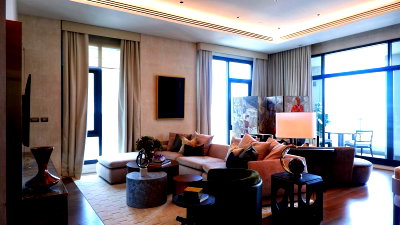 ขายคอนโด : LTH15542- The Diplomat 39 FOR SALE 2 beds 3 baths size 236.65 Sq.M. Nearby BTS Phrom Phong station ONLY 111 MB