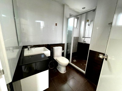 Condos for sale : A010146 Asakan Place Srinakarin
