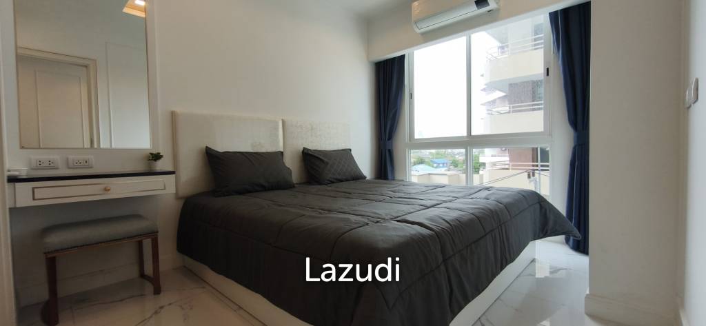 picture Luxury Living Empire Tower Pattaya 1BR on 2nd Floor - 7/10