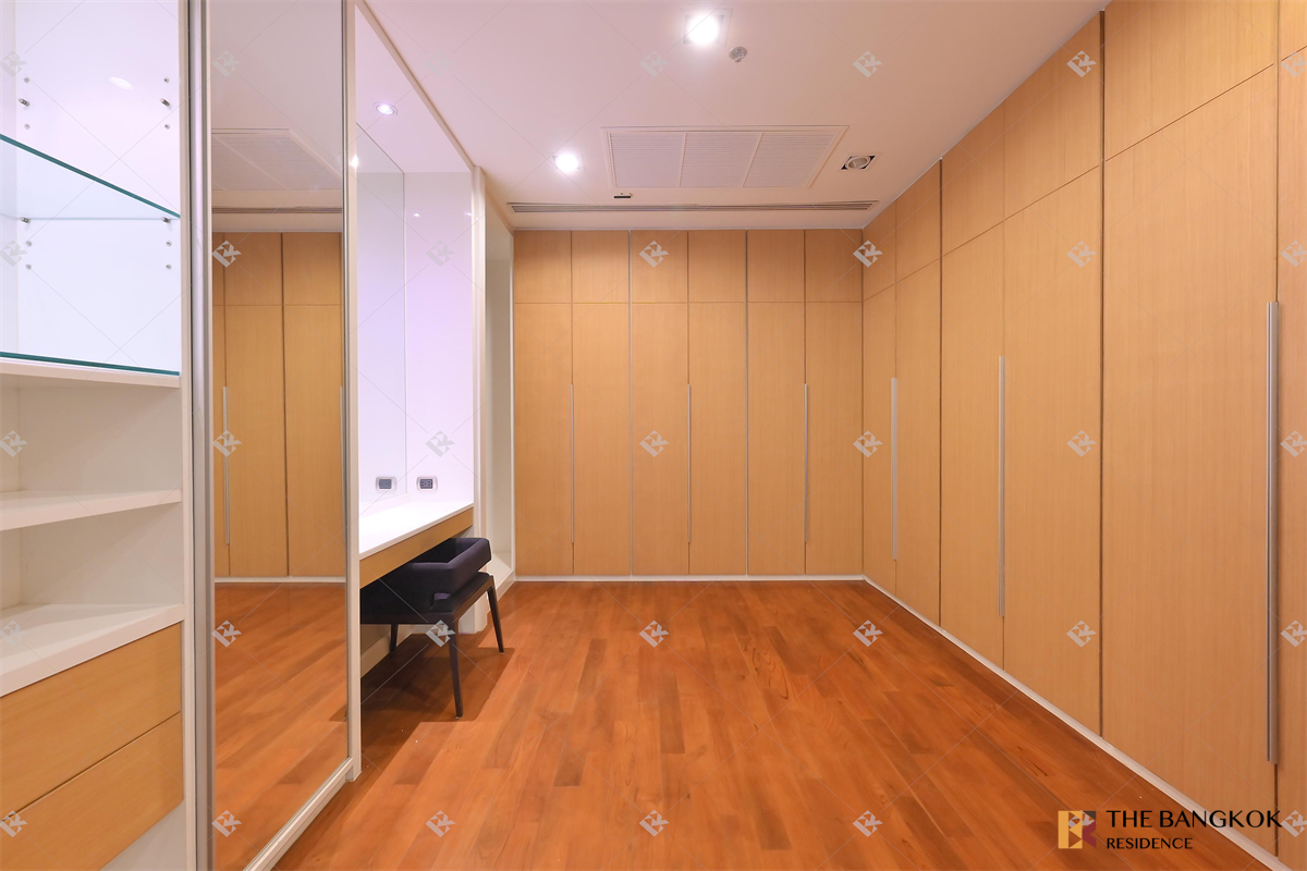 รูป เอกสิทธิ์แห่งความหรูหราบนทำเลเศรษฐกิจ โดมัส 16,18 ใกล้ BTS สถานีอโศก - รูปที่ 7/10