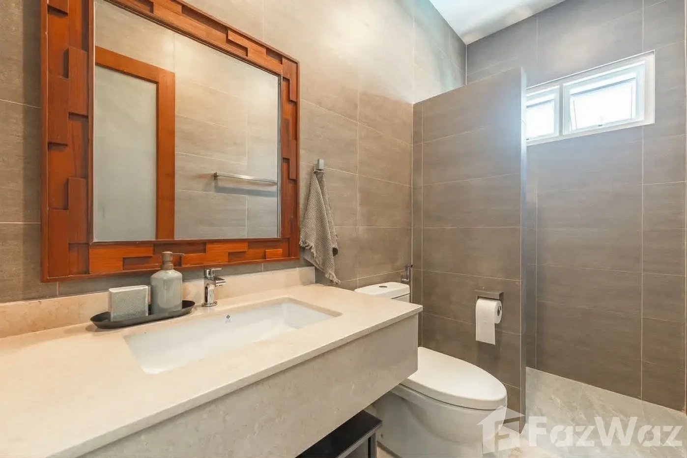 รูป Modern Family Oasis with Private Pool – Your Dream Home A 6380673 - รูปที่ 15/16