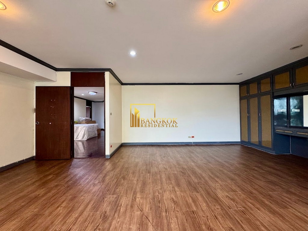 รูป City Lake Tower | Spacious 3 Bedroom Condo in Asoke Area - BR19001CD - รูปที่ 11/36