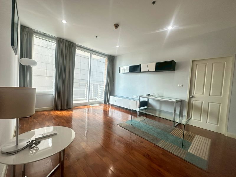 picture 2 Beds for rent, near BTS Phrom Phong. - 4/13