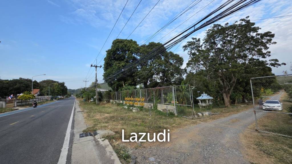 รูป ที่ดินผืนใหญ่ 14 ไร่ ทำเลดีเยี่ยม พร้อมบ้านและโกดัง ในสัตหีบ - รูปที่ 20/20