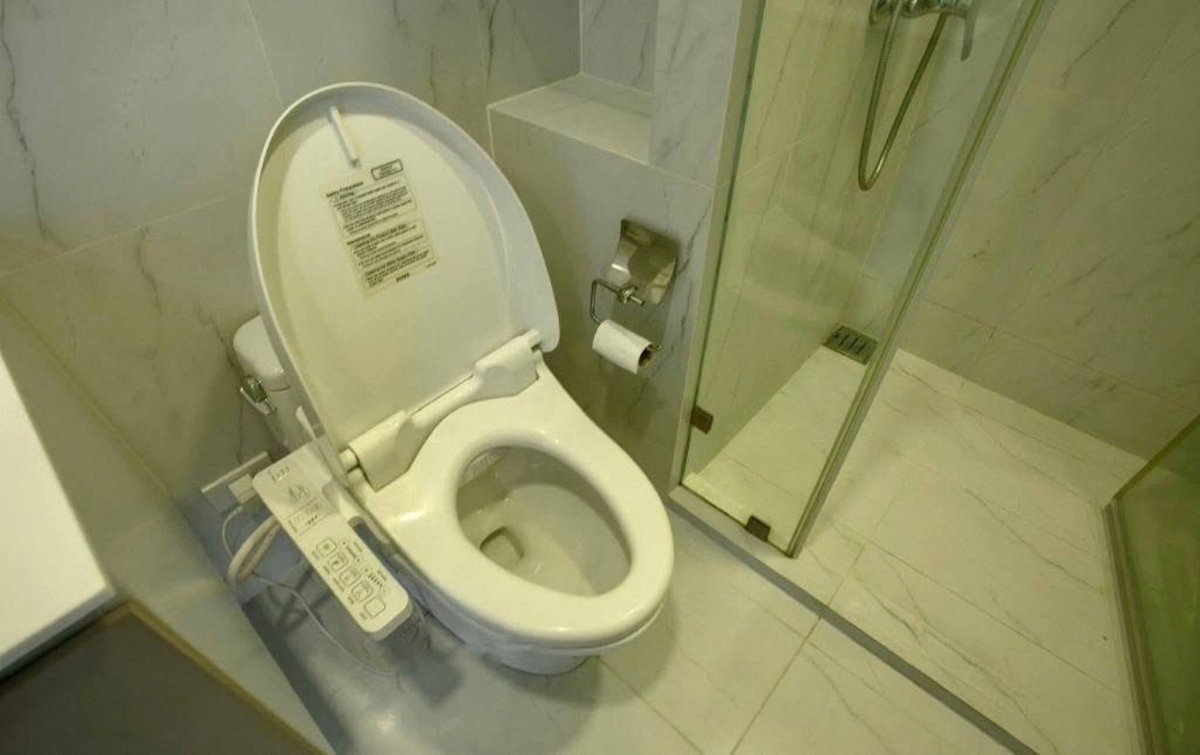 picture Chewathai Residence              Asoke  - 7/10