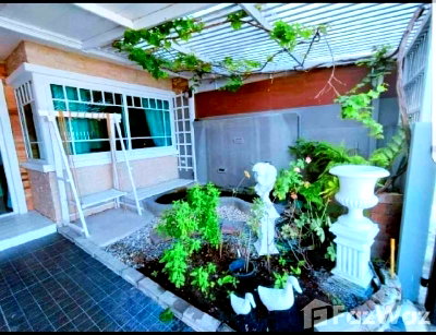 Townhouses for sale Chonburi : 3 Bedroom Townhouse for sale at Bristol Park Pattaya  1767008