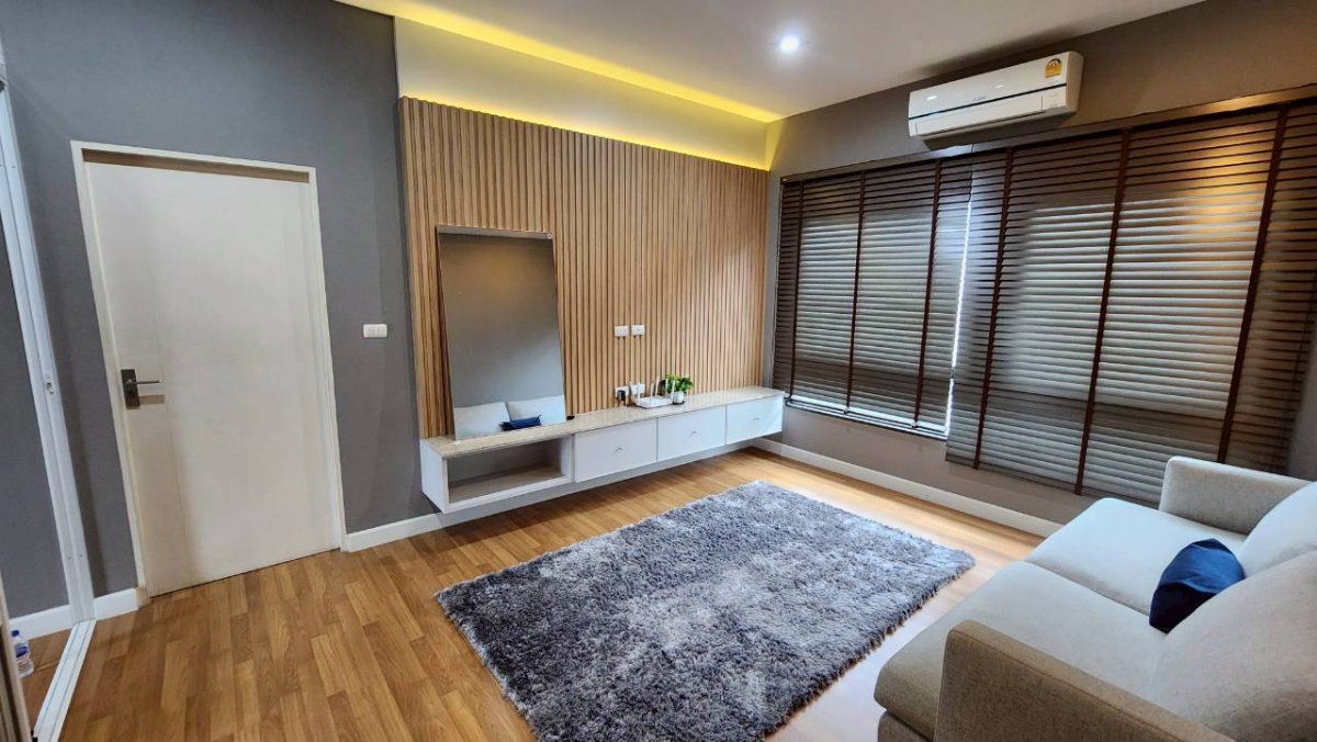 รูป ให้เช่า บ้านเดี่ยวหลังมุม ติดสวน โครงการ THE GRAND RAMA 2 ตกแต่งสวย built in + เฟอร์ + เครื่องใช้ไฟฟ้า พร้อมอยู่ ติดต่อLINE OA : @313fajed (มี@นำหน้า) - รูปที่ 10/17