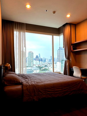 คอนโดให้เช่า : P-48598 — ให้เช่าคอนโด Menam Residences เจริญกรุง ใกล้ BTS สะพานตากสิน ชั้น 12 ห้อง 1 นอน 1 น้ำ เฟอร์ครบ085-592-2897 Line: @easythaihome