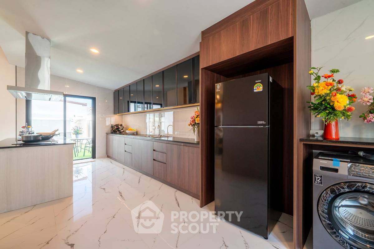 รูป คอนโด 3-ห้องนอน ที่ วินด์แฮม จอมเทียน พัทยา ใกล้ เมืองพัทยา (ID 2929141) - รูปที่ 28/30