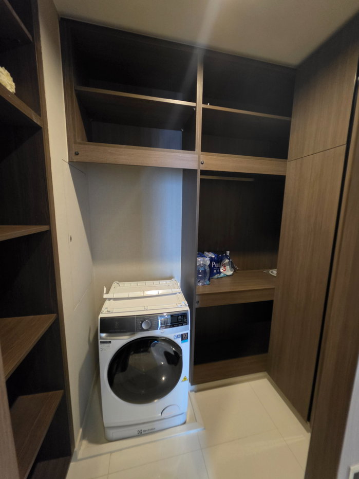 picture Luxury 2BR Condo at Q1 Sukhumvit | Direct BTS Nana Access The rent is only 80k - 14/15