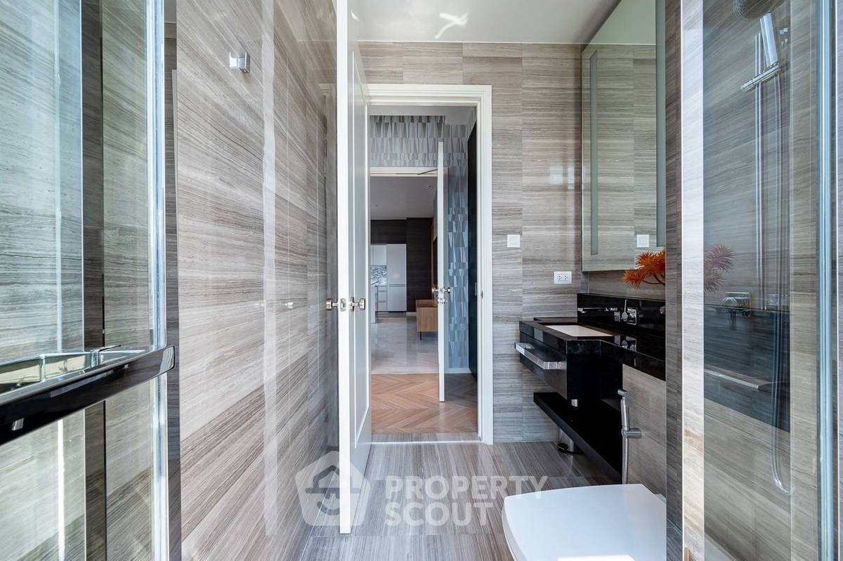 รูป คอนโด 2 ห้องนอน ชั้น 6 พื้นที่ 138 ตร.ม. Four Seasons Private Residences ใกล้ BTS สะพานตากสิน (ID 2359437) - รูปที่ 11/11
