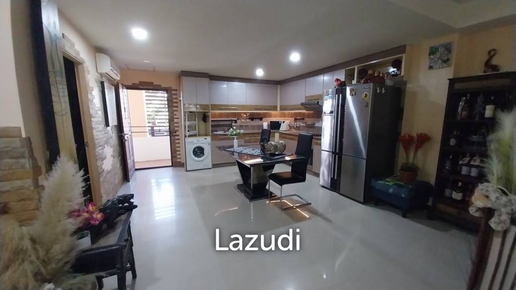 รูป Spacious 2-Bedroom Condo for Sale in Rawai - รูปที่ 12/21