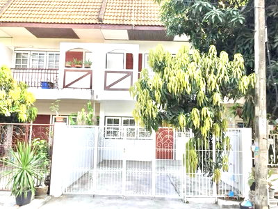 ทาวน์โฮม ลาดพร้าว 87 : ขายทาว์นโฮม 2 ชั้น ซอยลาดพร้าว 87