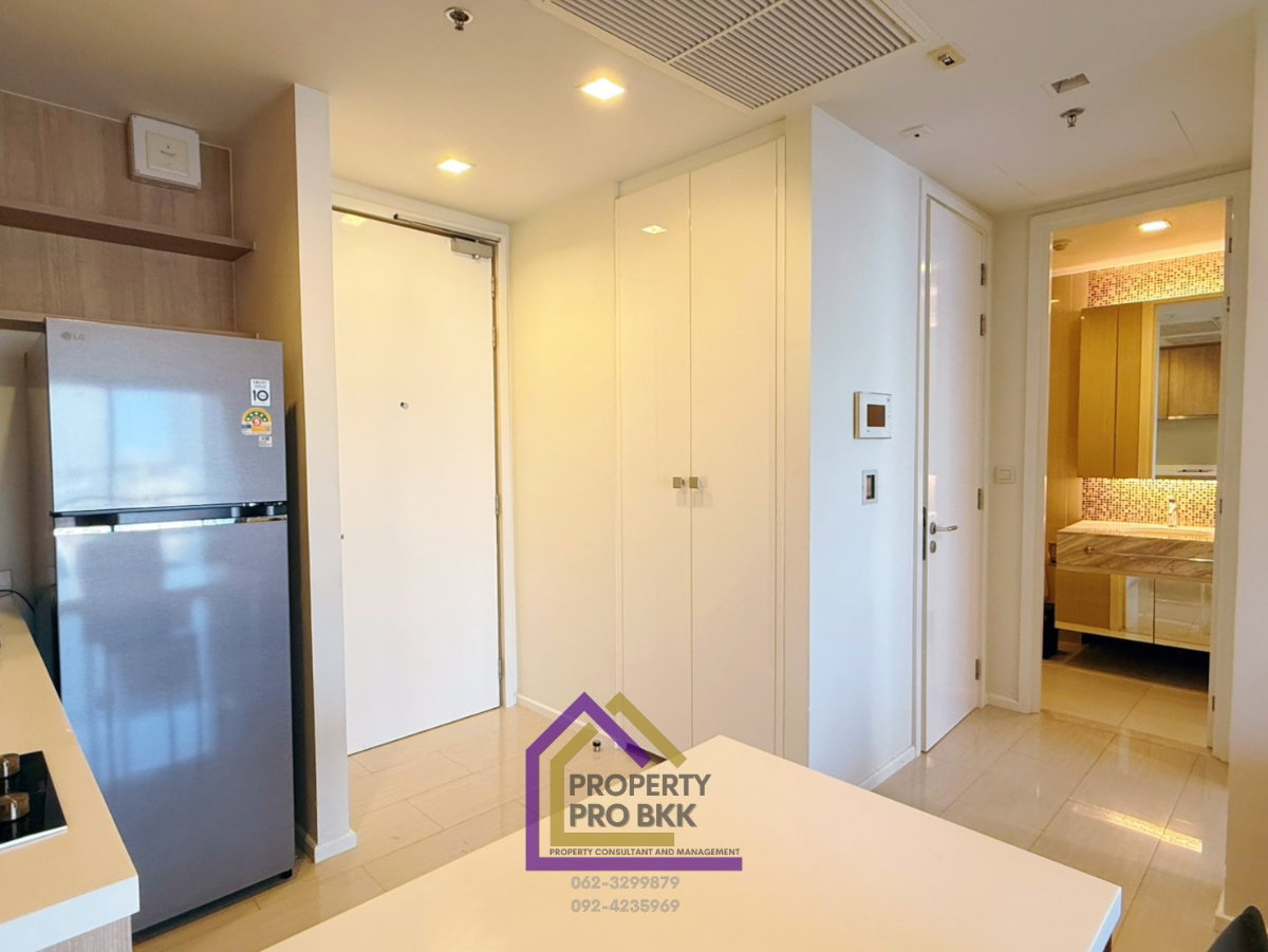 picture 🌟🌟 For Rent Circle Living Prototype (Circle 2): Bright & Spacious 1-Bedroom with Large Windows near MRT Phetchaburi - 11/23