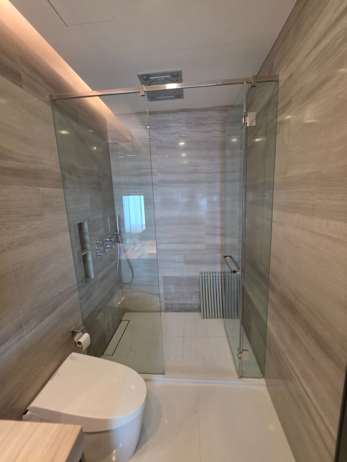 picture Luxury 2BR Condo at Q1 Sukhumvit | Direct BTS Nana Access The rent is only 80k - 6/15
