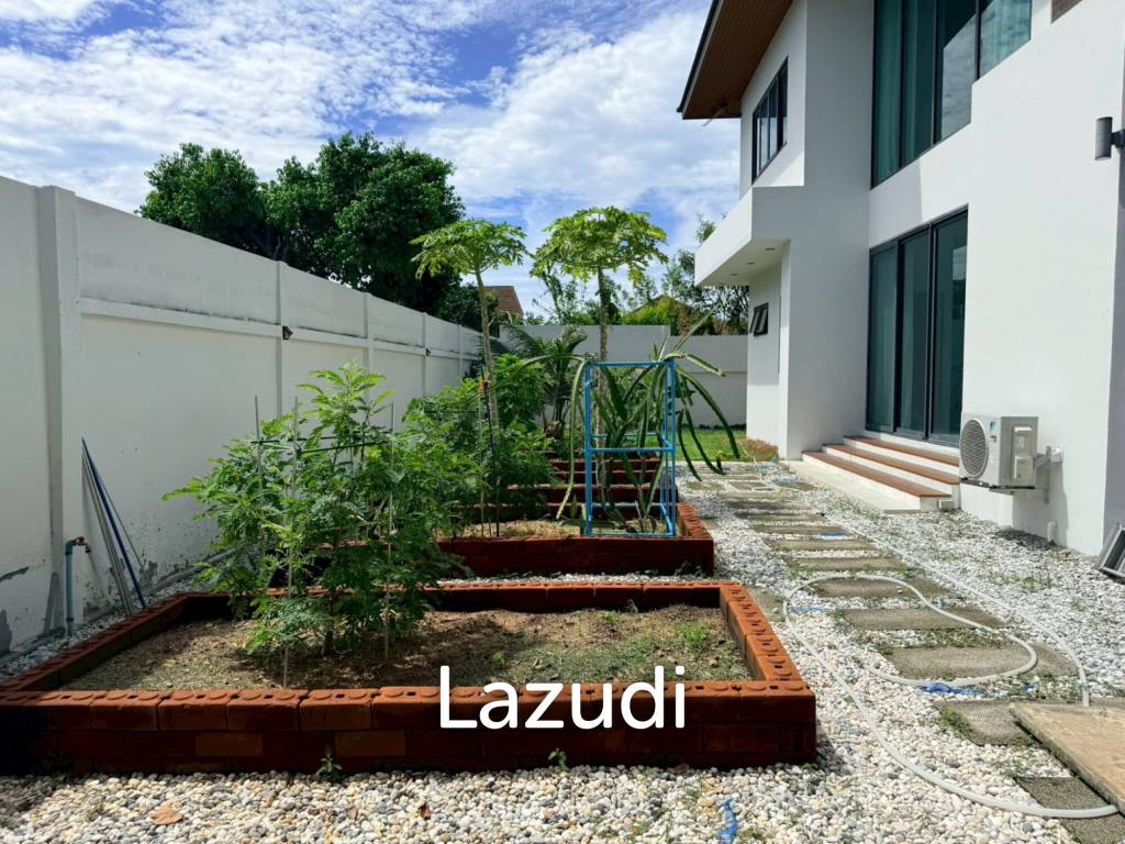 รูป บ้านเดี่ยวหรูทันสมัย 2 ชั้น ใกล้ทะเลสาบมาบประชาน พัทยา - รูปที่ 32/33