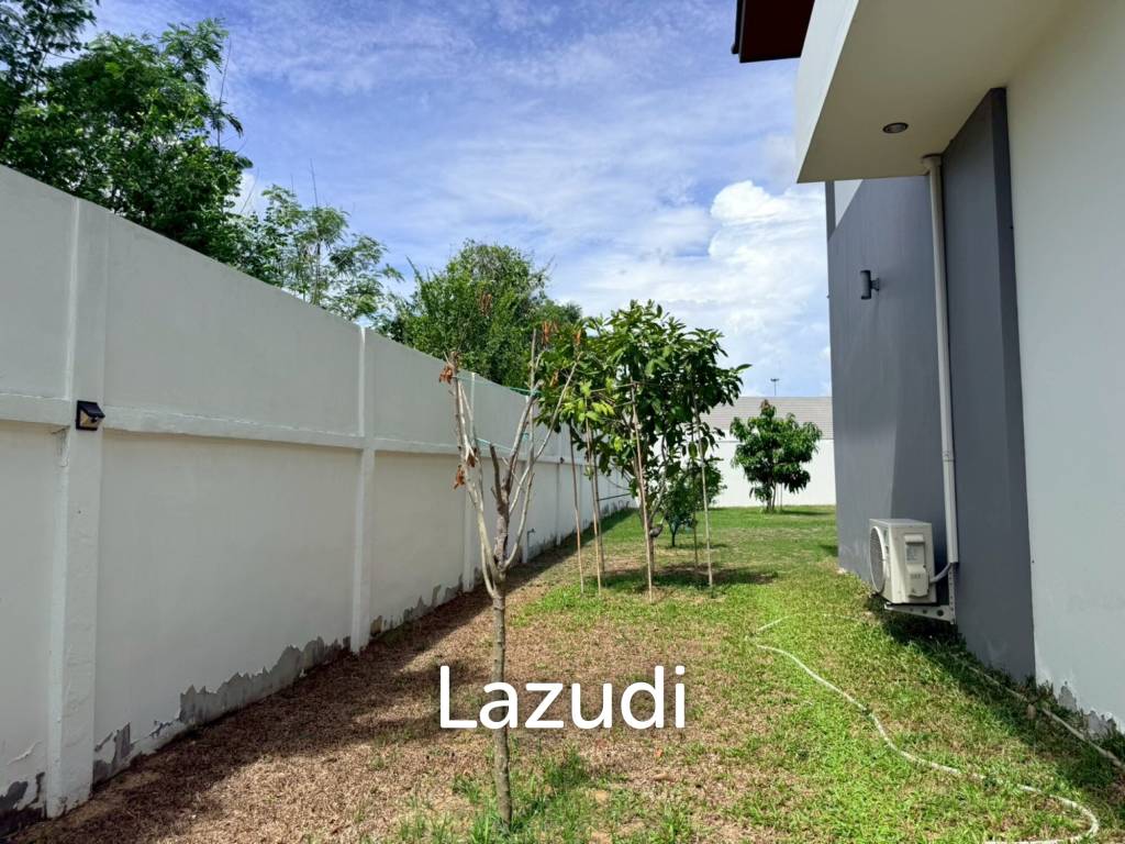 รูป บ้านเดี่ยวหรูทันสมัย 2 ชั้น ใกล้ทะเลสาบมาบประชาน พัทยา - รูปที่ 31/33