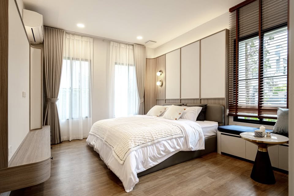 picture House for rent at  NANTAWAN RAMA 9 - 5/11