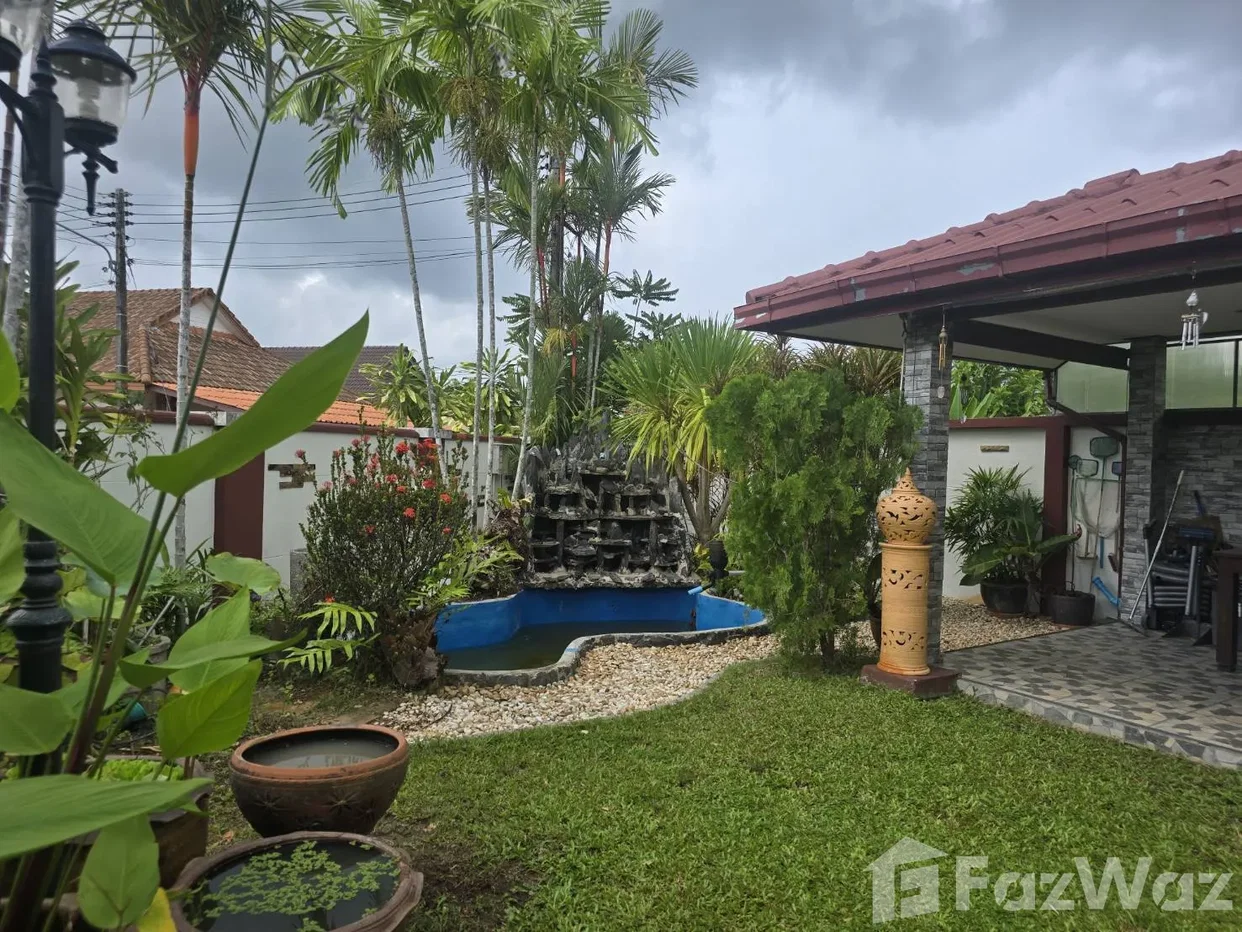 picture 3-Bedroom Villa-Style House with Expansive Garden & Corner 6380023 - 6/21