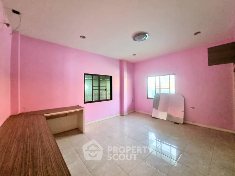 รูป บ้าน 4-ห้องนอน ใกล้ เมืองพัทยา (ID 2928243) - รูปที่ 9/16