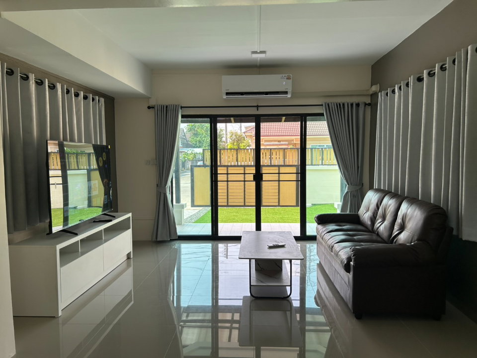 รูป ให้เช่าบ้านเดี่ยว บ้านใหม่เพิ่ง Renovate หมู่บ้านกล้วยไม้ มีสนามหญ้ารอบบ้านสวยงาม ใกล้เซ็นทรัลเฟส เดินทางสะดวก-RW007954 - รูปที่ 19/25