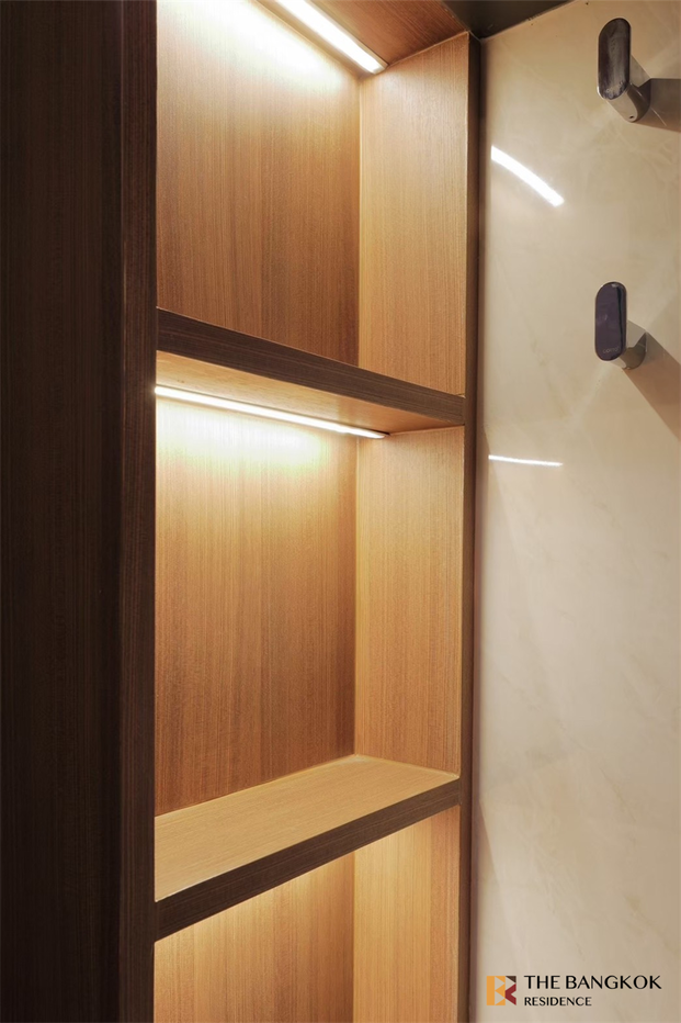 picture High-potential Location, Not as Expensive as You Think Noble Ploenchit near BTS Phloen Chit - 9/10