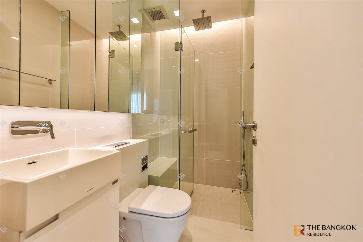 picture The Saint Residences near MRT Phahonyothin Station Premium Unit Close to All Conveniences - 9/10