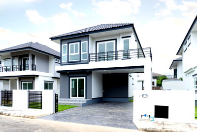 บ้านเดี่ยว มีโชค พลาซ่า : ขายบ้านเดี่ยว 2 ชั้น      4 ห้องนอน  3 ห้องน้ำ  1 ห้องครัว  2 ที่จอดรถ #C4MG100528 
