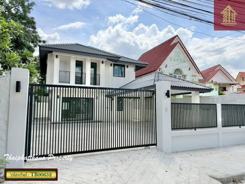 หมู่บ้านกรุงทอง 4 นวมินทร์ 111 รามอินทรา บ้านสวยรีโนเวทใหม่ ทำเลดี เดินทางสะดวก