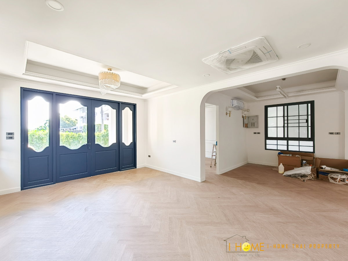 รูป ขายบ้านเดี่ยวสองชั้น รีโนเวทใหม่ 4 ห้องนอน 3 ห้องน้ำ 1 ห้องครัว 2 ที่จอดรถ # C8MG100701 - รูปที่ 9/36