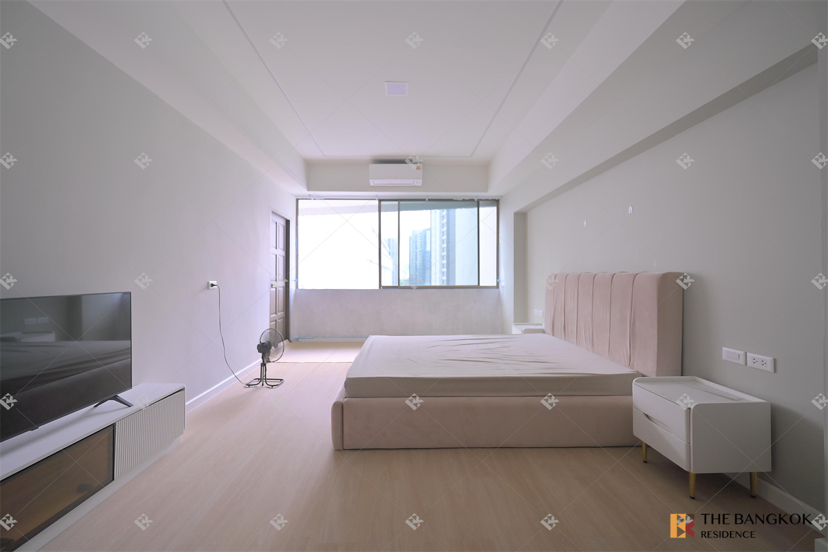 รูป สะดวกสบายกับไลฟ์สไตล์สุด Luxury พรีเมียร์ คอนโดมิเนียม ใกล้ BTS สถานีพร้อมพงษ์ - รูปที่ 7/10