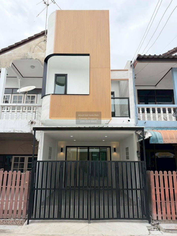 รูป ขายทาวน์เฮ้าส์/ทาวน์โฮม บ้านพิพรพงษ์ 2,3,4 รีโนเวทใหม่ สนามบิน เขต ดอนเมือง กรุงเทพ CX-156148 ✅ ทักไลน์ @connexproperty ตอบทันที ทีมงานมืออาชีพ ✅ - รูปที่ 1/12