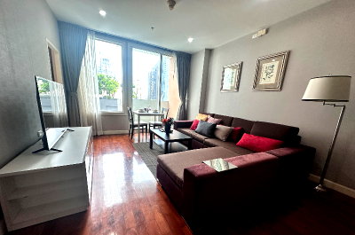 เช่าคอนโด สนามบินดอนเมือง : 1 Bed for rent low floor, Near BTS Phrom Phong.