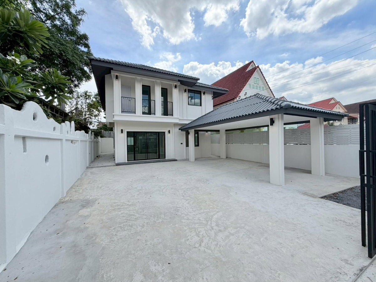 รูป 🏡 บ้านเดี่ยว 2 ชั้น รีโนเวทใหม่ พร้อมอยู่ โซนนวมินทร์ – รามอินทรา ✨🚗 จอดรถได้ 3-4 คัน 🌤️ บ้านหันทิศตะวันออก ☯️ ฮวงจุ้ยรับทรัพย์ตลอดปี🔮 - รูปที่ 2/28