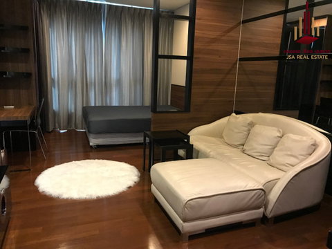 ✨ For Rent: IVY Thonglor Condo ✨  💰 Only 20,000 THB/month