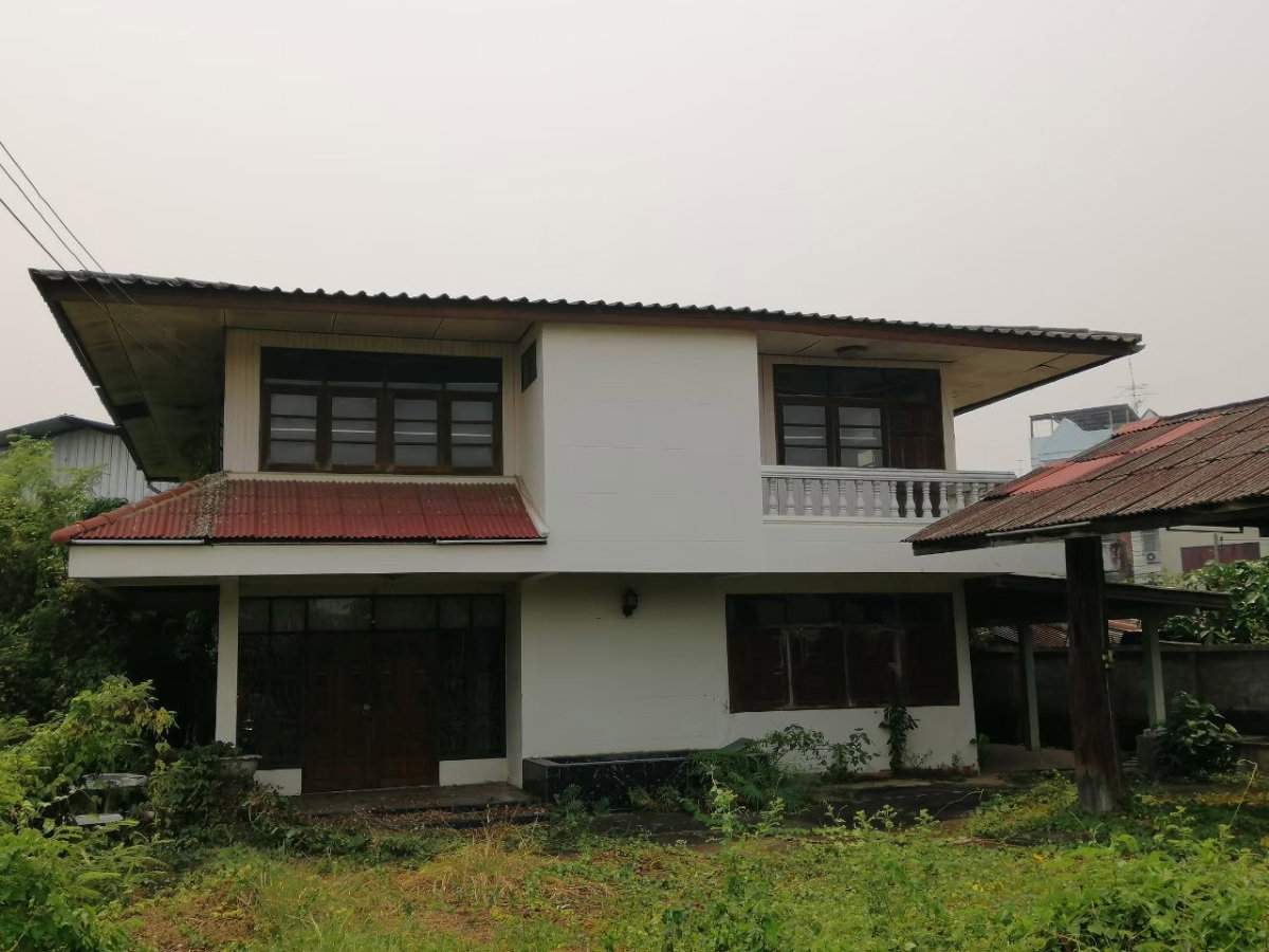 รูป ขายบ้านเดี่ยว 2 ชั้น ครึ่งตึกครึ่งไม้ เนื้อที่ 155 ตร.ว. (เจ้าของขายเอง) - รูปที่ 2/6