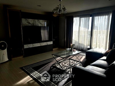 Condos for rent : 3-BR Condo at Nusa State Tower Condominium near BTS Saphan Taksin (ID 2927842)