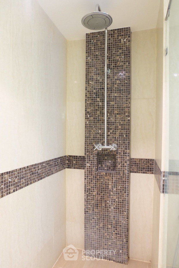 picture 1-BR Condo at The Cliff Pattaya close to Phratamnak (ID 997163) - 4/15