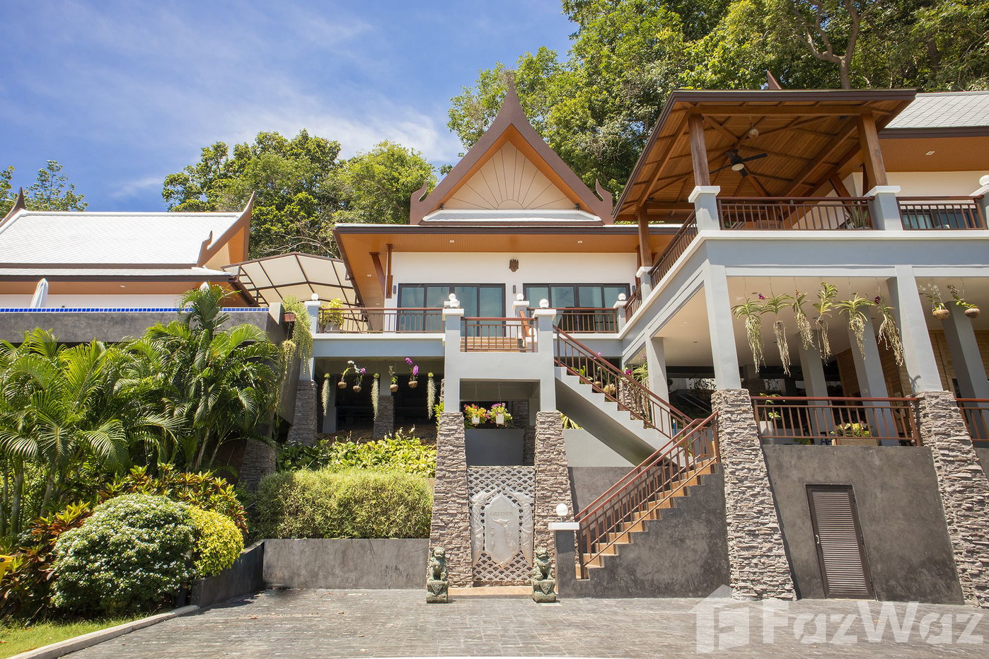 รูป วิลล่าให้เช่า 4 ห้องนอน ใน ราไวย์, ภูเก็ต 1161212 - รูปที่ 1/36