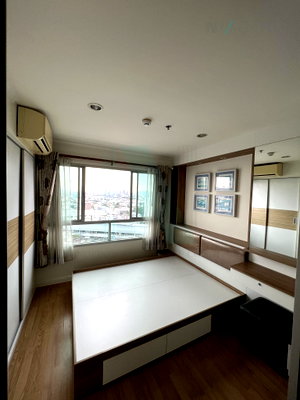 Condos for sale : For Sell Condo LUMPINI VILLE LATPHRAO - CHOKCHAI 4 Building B, Floor 18,2 bed room, Room size 28 sqm