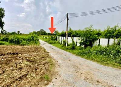 ที่ดิน คลองหลวง ปทุมธานี : ขายด่วน! ที่ดินเปล่าแปลงสวย 1 ไร่ ผังเมืองสีชมพูอ่อน ทำเลศักยภาพ ใกล้วัดพระธรรมกาย คลองสี่ อ.คลองหลวง จ.ปทุมธานี