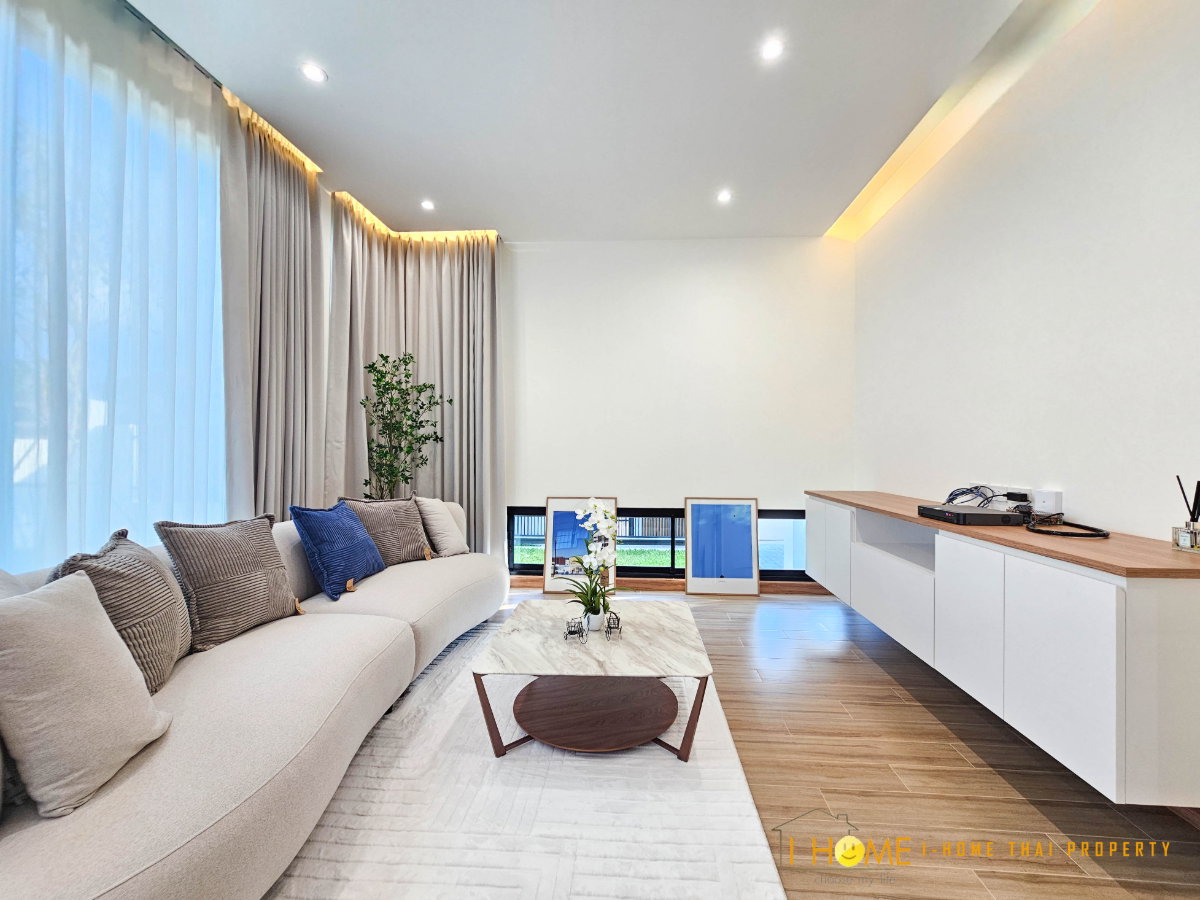 รูป ขายบ้านเดี่ยว 2 ชั้น บ้านหลังใหญ่สไตร์โมเดิร์นทันสมัยภายในตกแต่งหรูหรา # C7MG100921 - รูปที่ 7/41