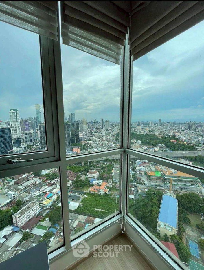 picture 2-BR Condo at Rhythm Sathorn near BTS Saphan Taksin (ID 2929937) - 10/13