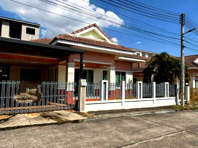 Houses for sale Chonburi : Single house for sale in Wannasiri Village, Nong Pla Lai, Bang Lamung, Chonburi.