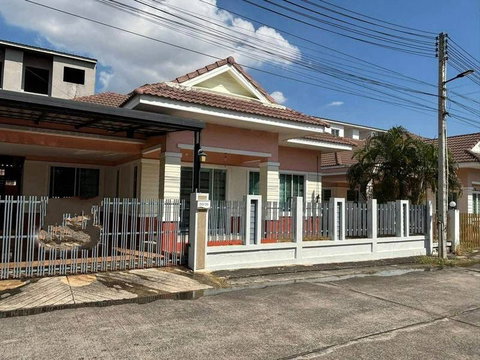 Single house for sale in Wannasiri Village, Nong Pla Lai, Bang Lamung, Chonburi.