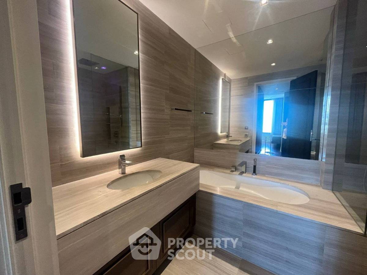 picture 2-BR Condo at The Diplomat 39 near BTS Phrom Phong (ID 2932538) - 8/12