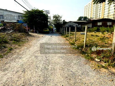 Land for rent เอกมัย 13 : Empty land for rent in Lasalle 41