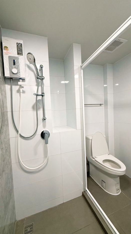 รูป Atmoz Oasis Onnut ห้องสวย ราคาดี สอบถามเพิ่มเติมได้ที่ Line @condorental - รูปที่ 16/17