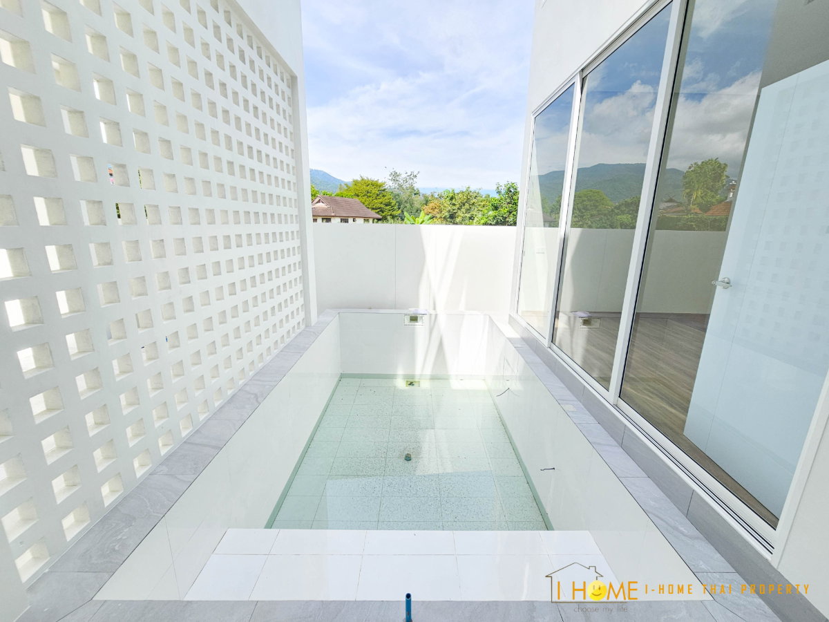 รูป บ้านพร้อมสระว่ายน้ำในตัว บ้านสไตร์โมเดิลทำเลย่านเ้ศรษฐกิจ ใกล้สนามบิน ห้างสรรพสินค้า #C8MG100680 - รูปที่ 16/30