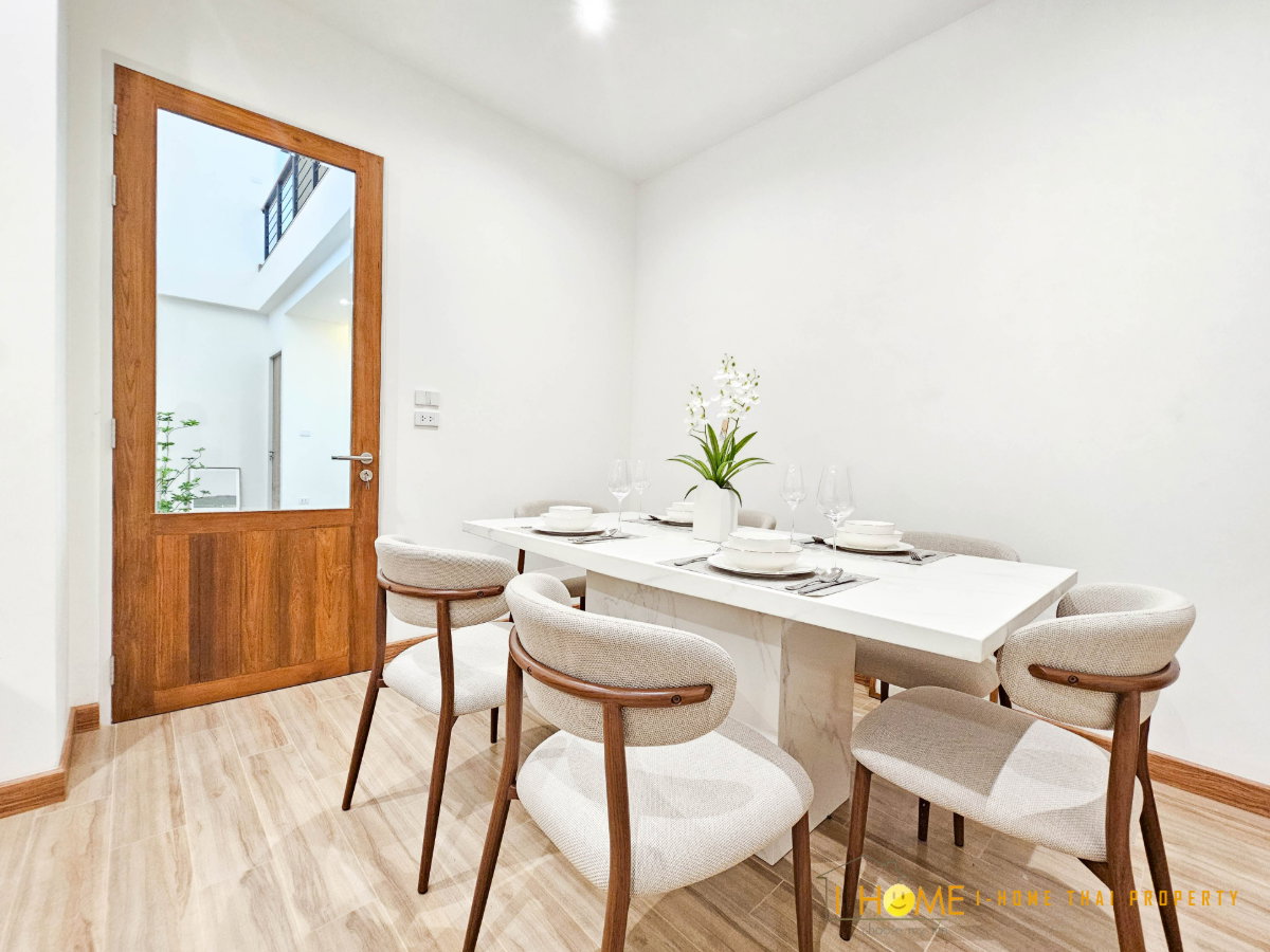 รูป ขายบ้านเดี่ยว 2 ชั้น บ้านหลังใหญ่สไตร์โมเดิร์นทันสมัยภายในตกแต่งหรูหรา # C7MG100921 - รูปที่ 15/41